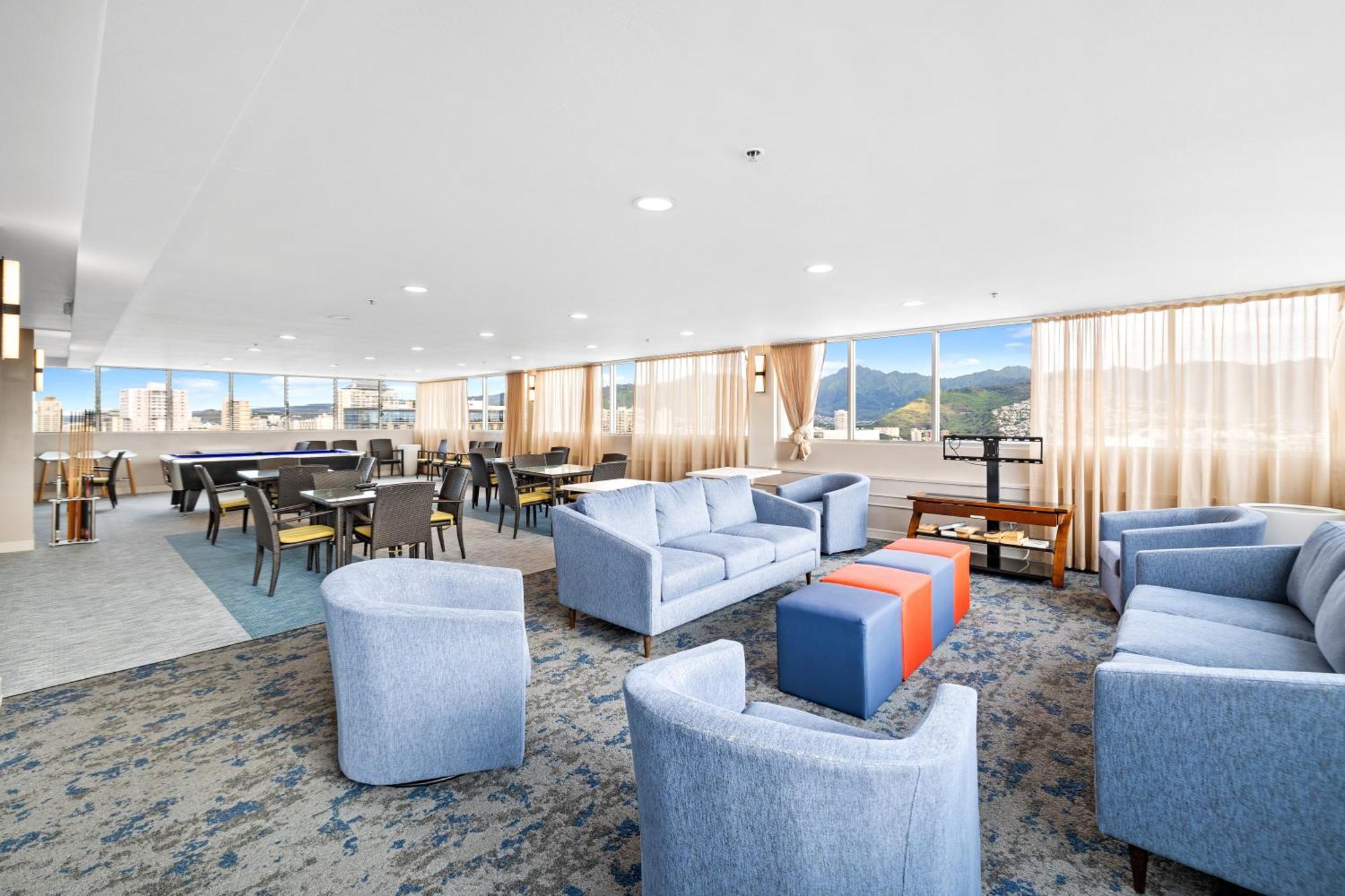 Steps To Waikiki Beach! Newly Renovated With 75" Tv Honolulu Bagian luar foto